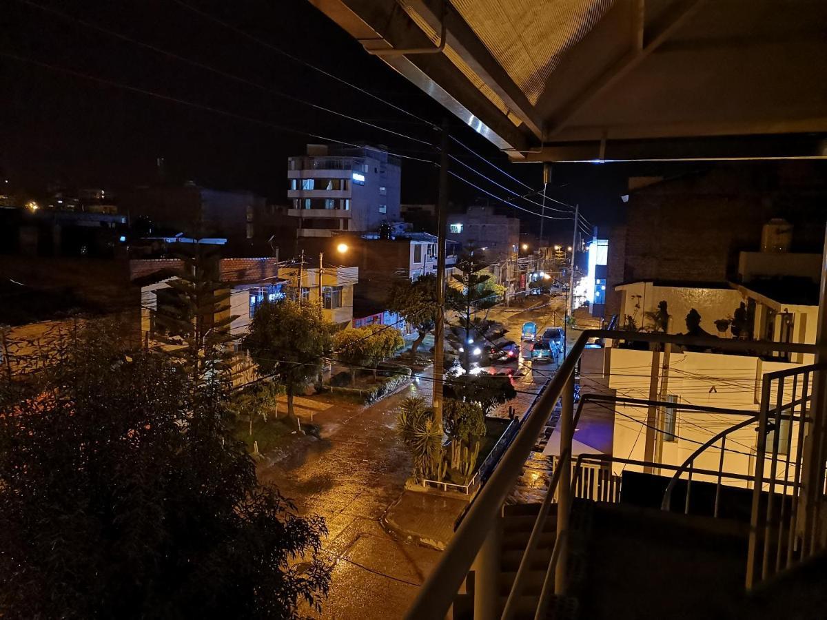 Hostel Las Gardenias 아야쿠초 외부 사진