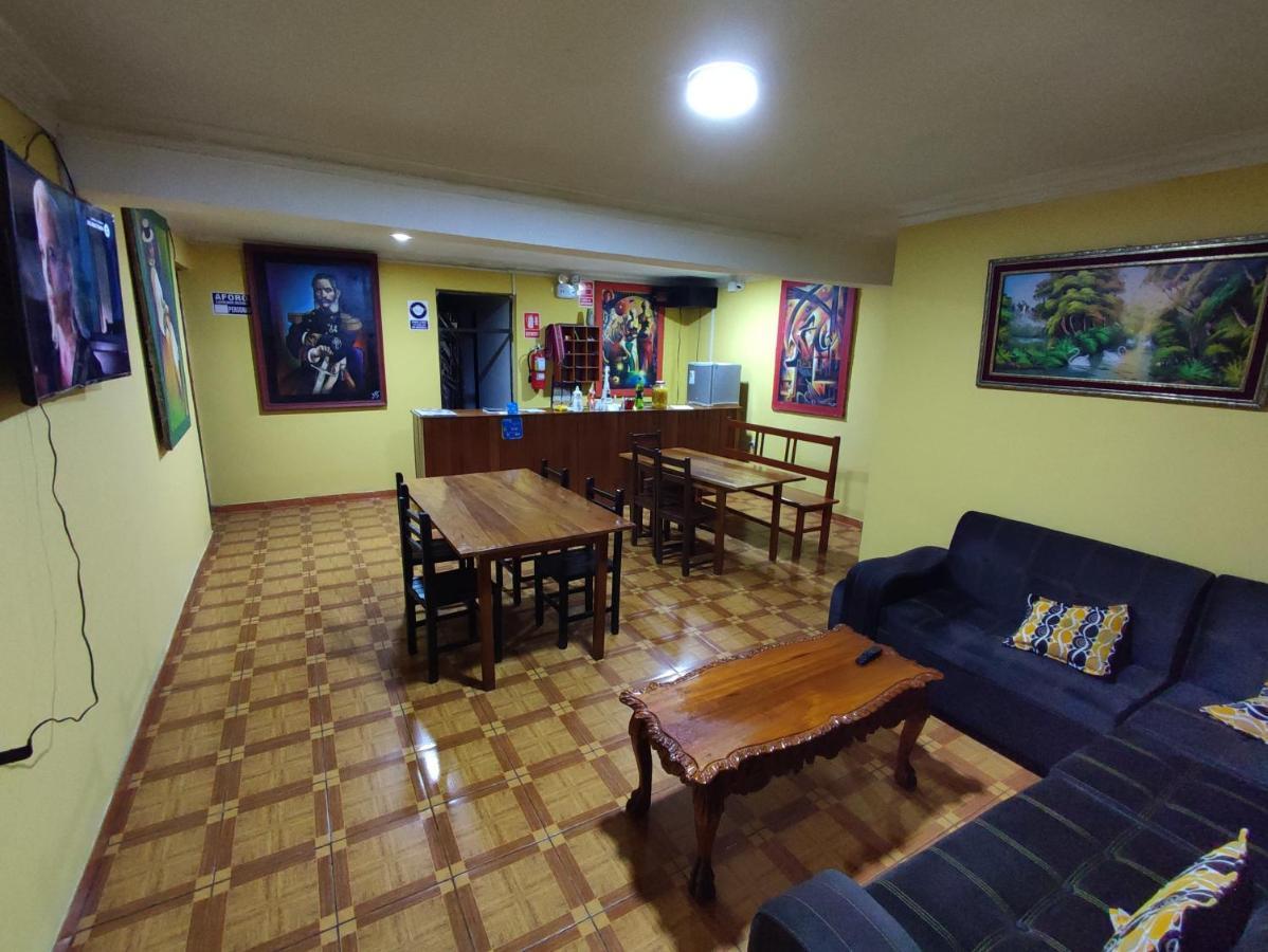 Hostel Las Gardenias 아야쿠초 외부 사진