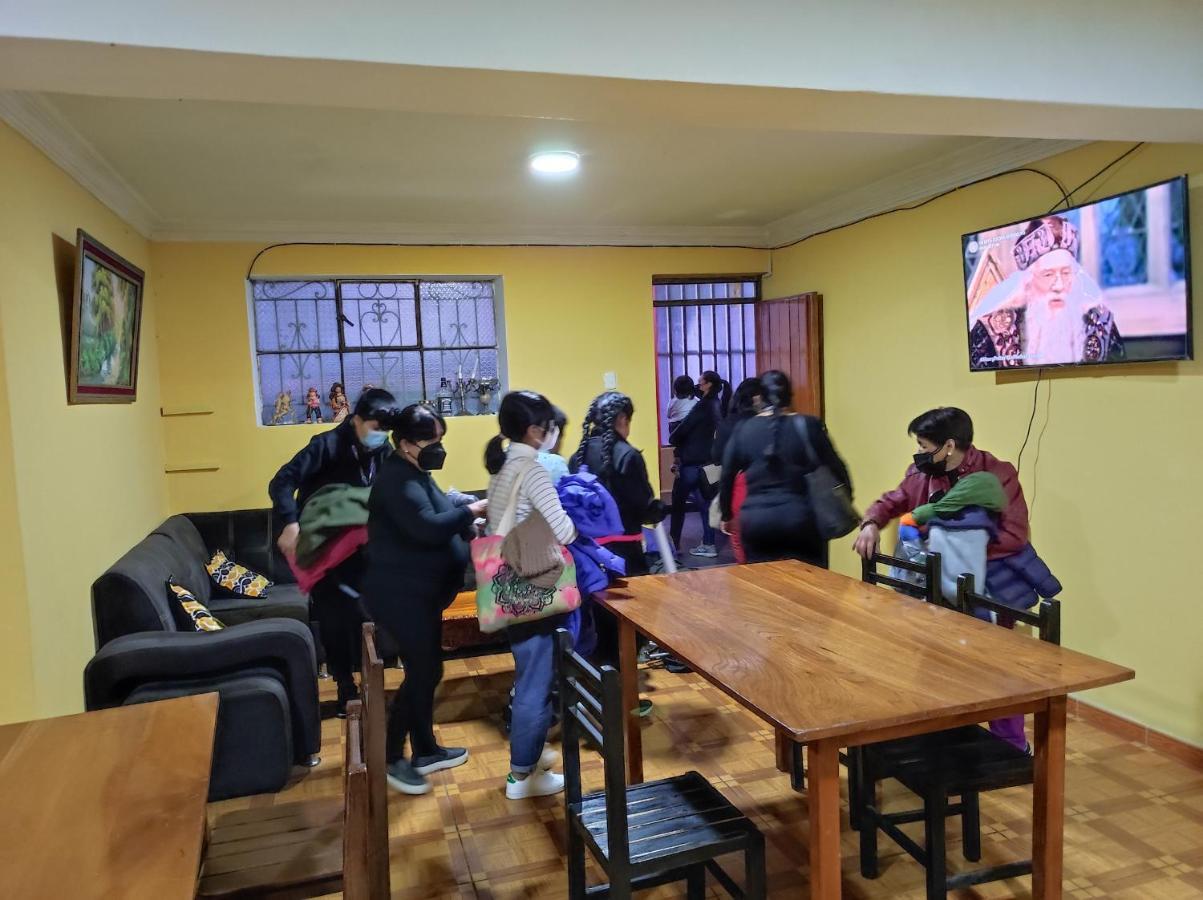 Hostel Las Gardenias 아야쿠초 외부 사진